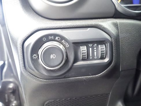 Certified 2022 Jeep Wrangler Unlimited Sport AWD/4WD image 28