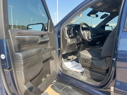 Used 2022 Chevrolet Silverado 1500 RST image 14