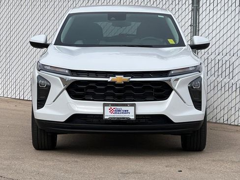 New 2026 Chevrolet Trax LS w/ LS Convenience Package image 6