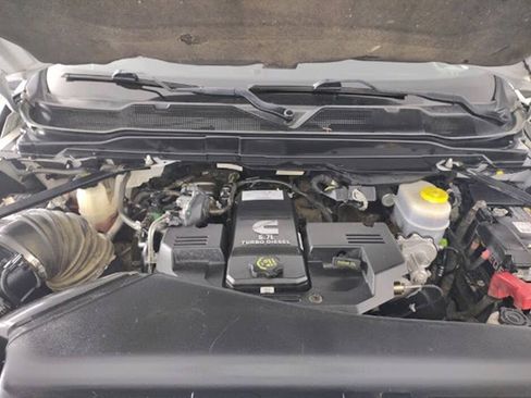 Used 2023 RAM 2500 Tradesman w/ Chrome Appearance Group AWD/4WD image 20