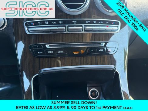 Used 2019 Mercedes-Benz GLC 350e 4MATIC image 16