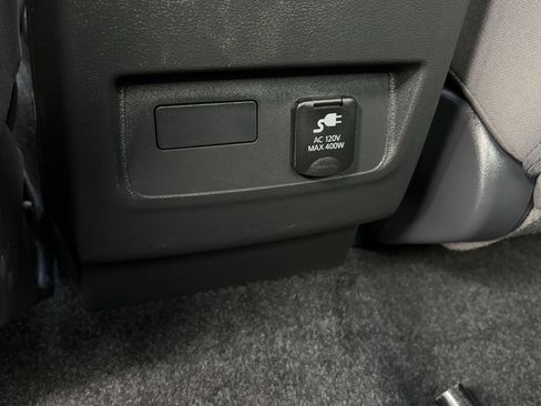 Used 2024 Nissan Frontier S w/ S Utility Package image 24