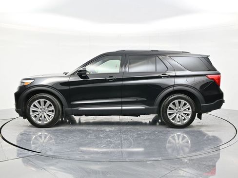 Used 2022 Ford Explorer Limited w/ Equipment Group 301A image 8