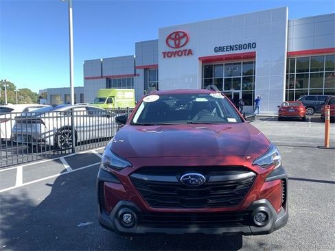 Used 2024 Subaru Outback Premium image 3