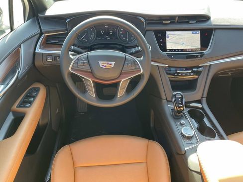 New 2026 Cadillac XT5 Premium Luxury image 14