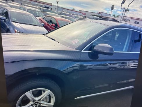 Used 2021 Audi Q5 Premium image 2