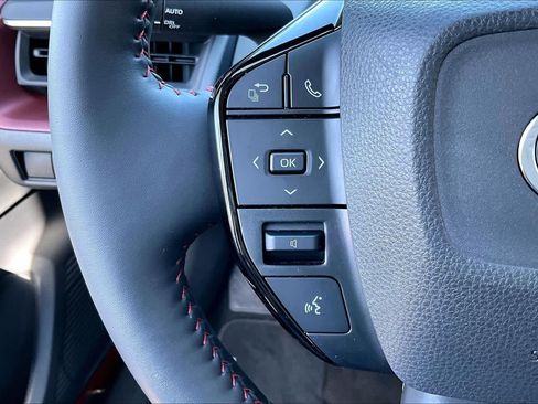 Used 2026 Toyota Prius Plug-In Hybrid w/ Limited Premium Package FWD image 20