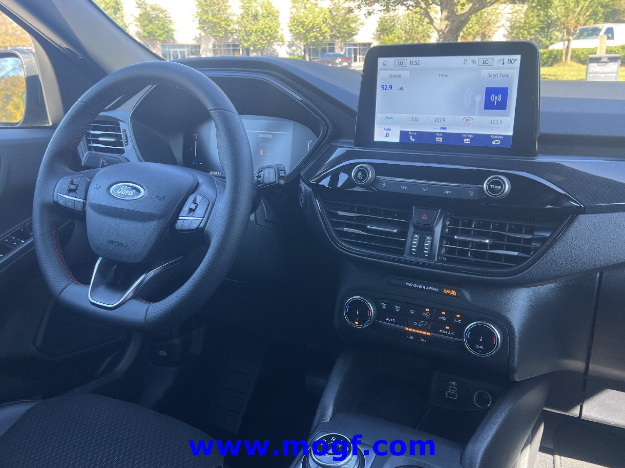 Used 2025 Ford Escape ST-Line FWD image 6