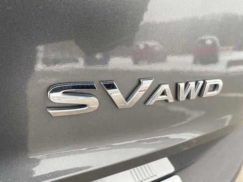 Used 2022 Nissan Rogue SV image 14