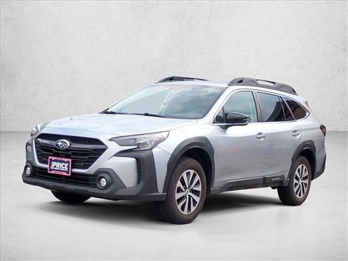 Used 2024 Subaru Outback Premium AWD/4WD image 6