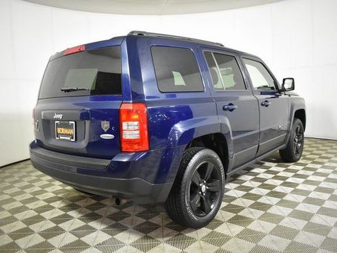 Used 2017 Jeep Patriot Latitude image 4