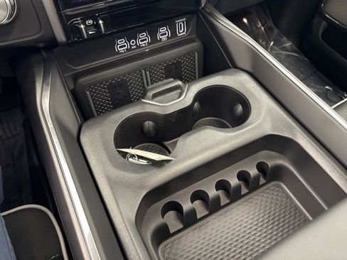 New 2026 RAM 1500 Laramie AWD/4WD image 38