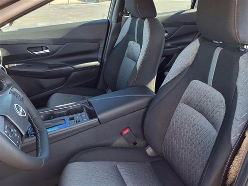 New 2026 Nissan Sentra SV w/ SV Convenience Package FWD image 13