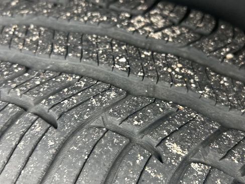 Used 2017 Nissan Titan SV image 7