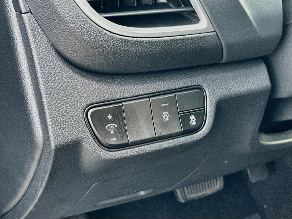 Used 2025 Kia Seltos EX w/ EX Sunroof Package FWD image 10