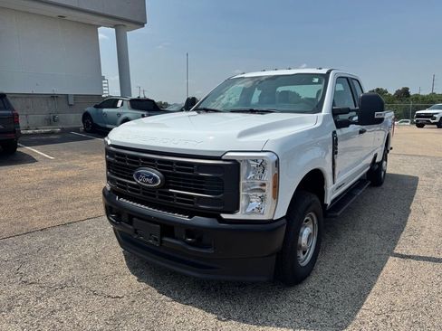 Used 2026 Ford F350 XL AWD/4WD image 3