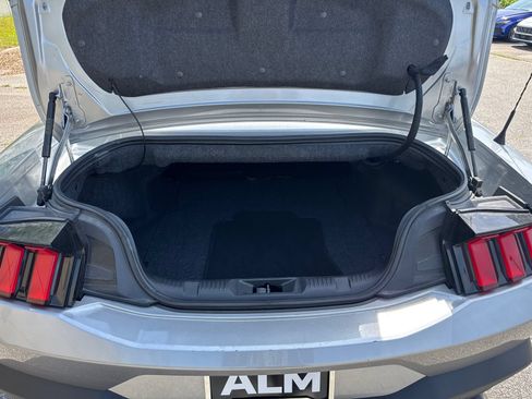 Used 2025 Ford Mustang Premium RWD image 16