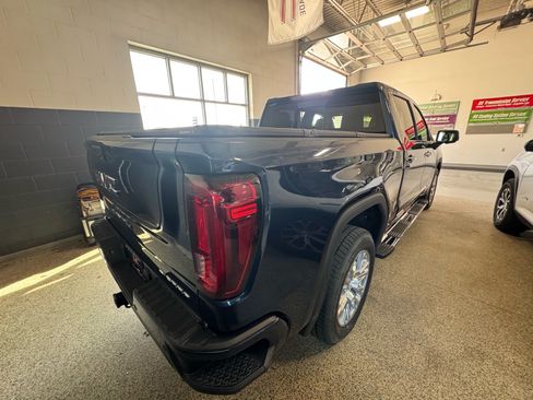 Used 2019 GMC Sierra 1500 Denali AWD/4WD image 5