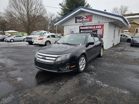 Used 2011 Ford Fusion SE w/ 202A Rapid Spec Order Code image 3