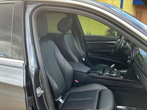 Used 2018 BMW 330i Sedan RWD image 10