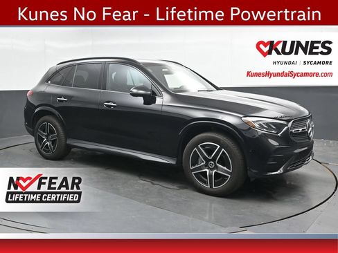 Used 2024 Mercedes-Benz GLC 300 4MATIC image 1