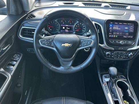 Used 2022 Chevrolet Equinox Premier image 18
