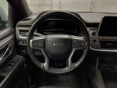 Used 2024 Chevrolet Suburban Z71 w/ Luxury Package AWD/4WD image 11