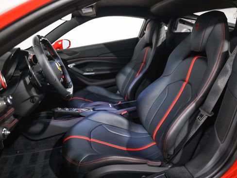 Used 2020 Ferrari F8 Tributo RWD image 35