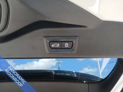 Used 2022 BMW X5 sDrive40i w/ Luxury Seating Package RWD image 10