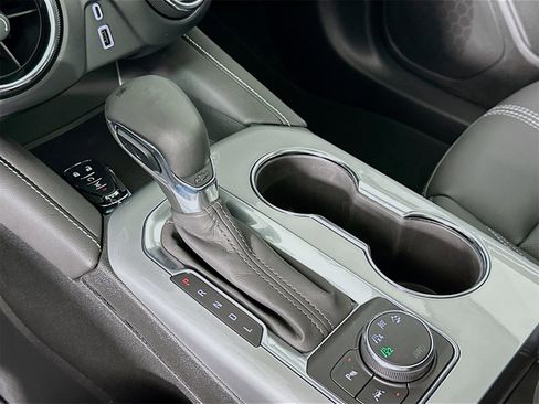 New 2025 Chevrolet Blazer LT w/ Midnight/Sport Edition image 17