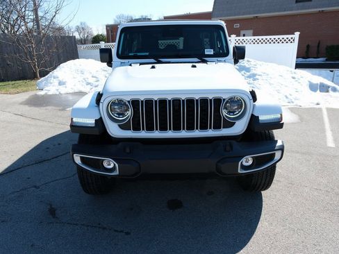 New 2026 Jeep Wrangler Sahara image 9