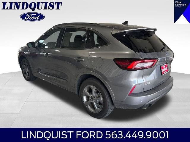 Certified 2023 Ford Escape ST-Line w/ Tech Pack #1 AWD/4WD image 3