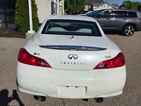 Used 2015 INFINITI Q60 IPL RWD image 9