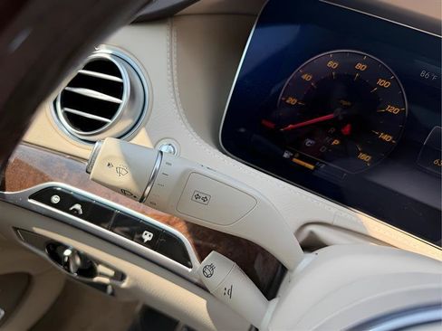 Used 2019 Mercedes-Benz S 560 4MATIC Sedan image 47