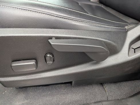 Used 2020 Chevrolet Colorado ZR2 AWD/4WD image 28