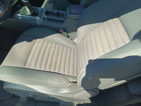 Used 2011 Dodge Challenger R/T image 6