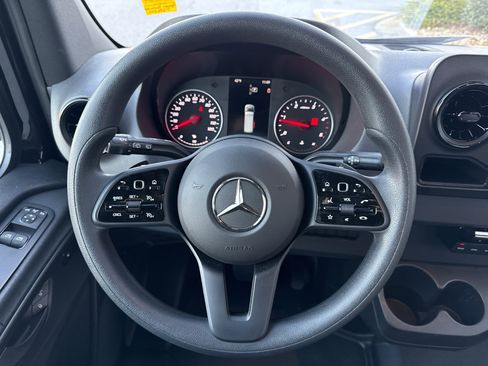 Certified 2024 Mercedes-Benz Sprinter 2500 image 14