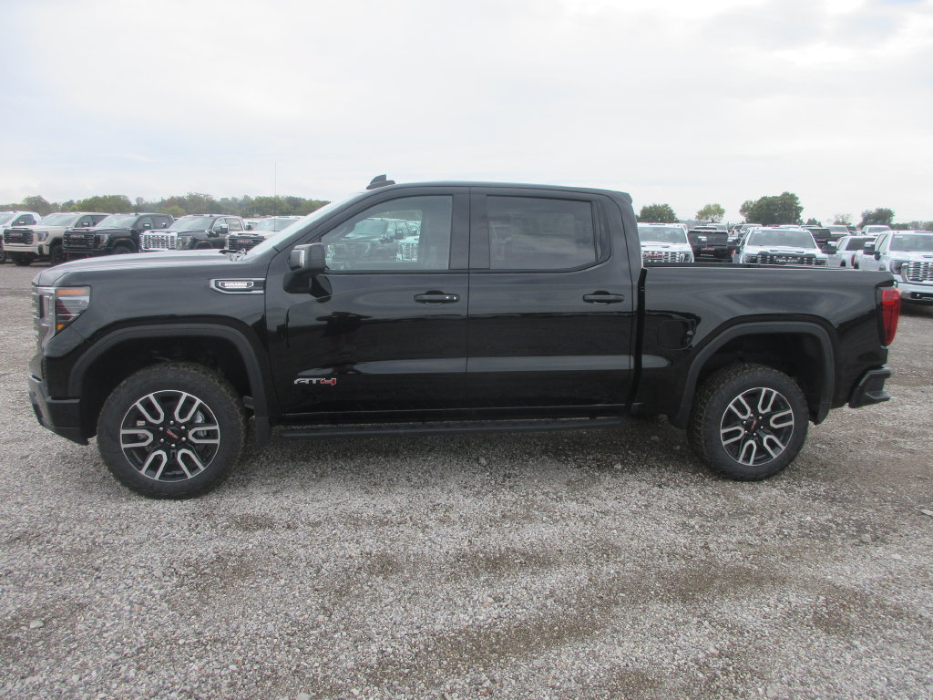 New 2026 GMC Sierra 1500 AT4 w/ AT4 Premium Package AWD/4WD image 9