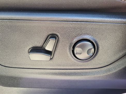 Used 2025 RAM 1500 Big Horn image 19