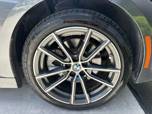 Used 2020 BMW 330i Sedan w/ Driving Assistance Package RWD image 15