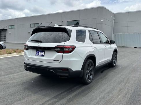 New 2026 Honda Pilot Sport image 26