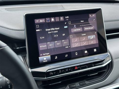 Used 2022 Jeep Compass Limited image 24