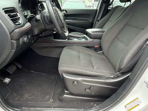 Used 2025 Dodge Durango GT AWD/4WD image 16