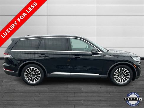 Used 2020 Lincoln Aviator Reserve w/ Equipment Group 201A image 2