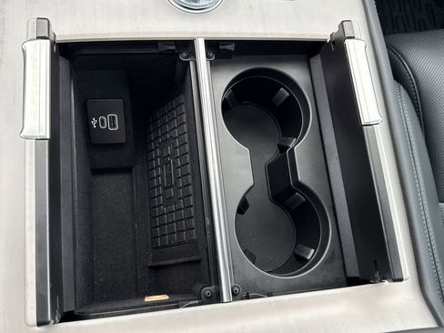 Used 2025 Lincoln Navigator L Reserve w/ Jet Appearance Package image 33