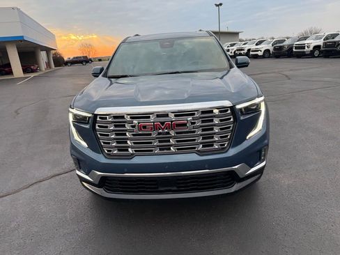 Used 2025 GMC Acadia Denali w/ Super Cruise Package image 6