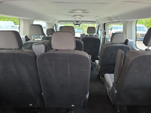 Used 2024 Ford Transit 350 XLT RWD image 13