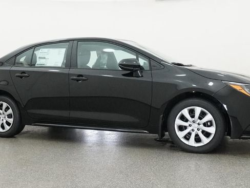 New 2026 Toyota Corolla LE FWD image 28