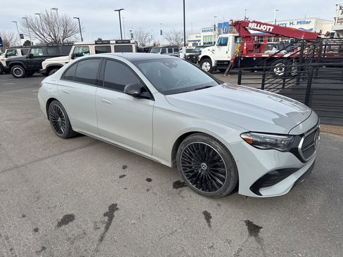 Used 2024 Mercedes-Benz E 350 E 350 image 3