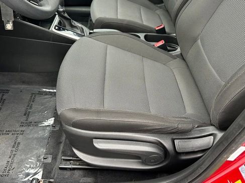 Used 2019 Hyundai Accent SE FWD image 23